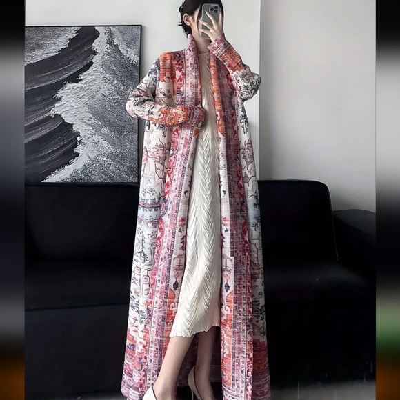 Abaya Pleaded Dubai Style - Picture 3 of 5